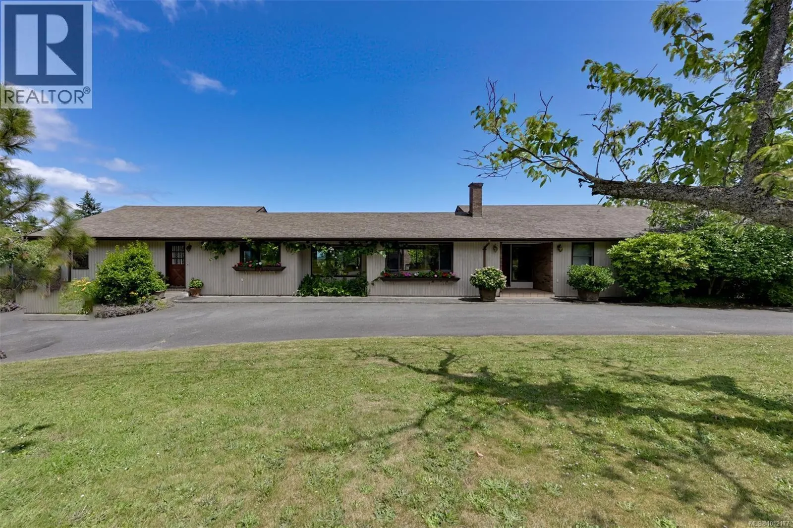 5489 Forest Hill Rd