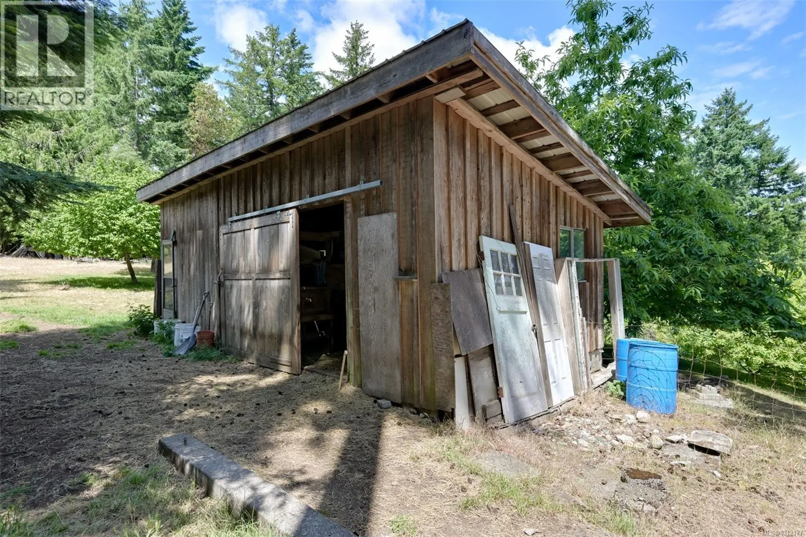 5489 Forest Hill Rd