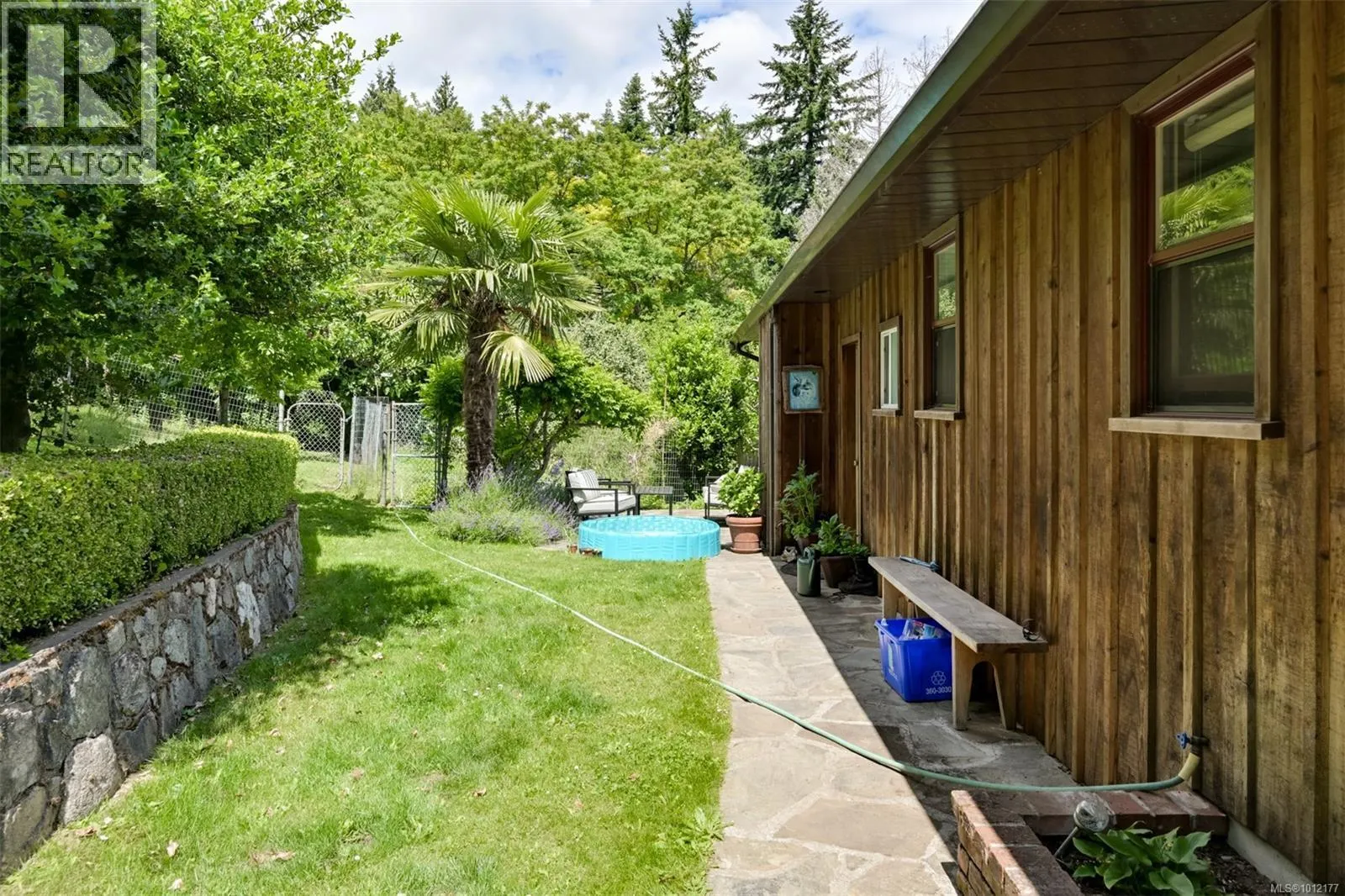 5489 Forest Hill Rd