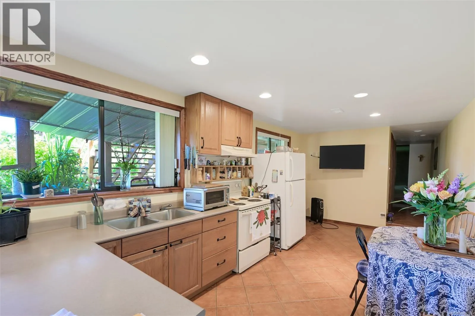 5489 Forest Hill Rd