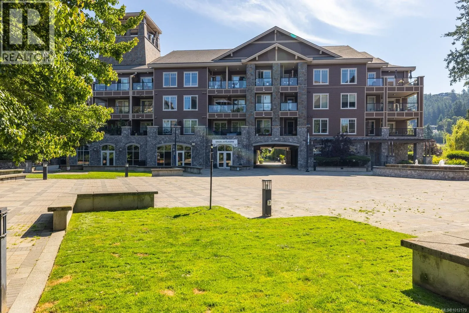 404 1325 Bear Mountain Pkwy