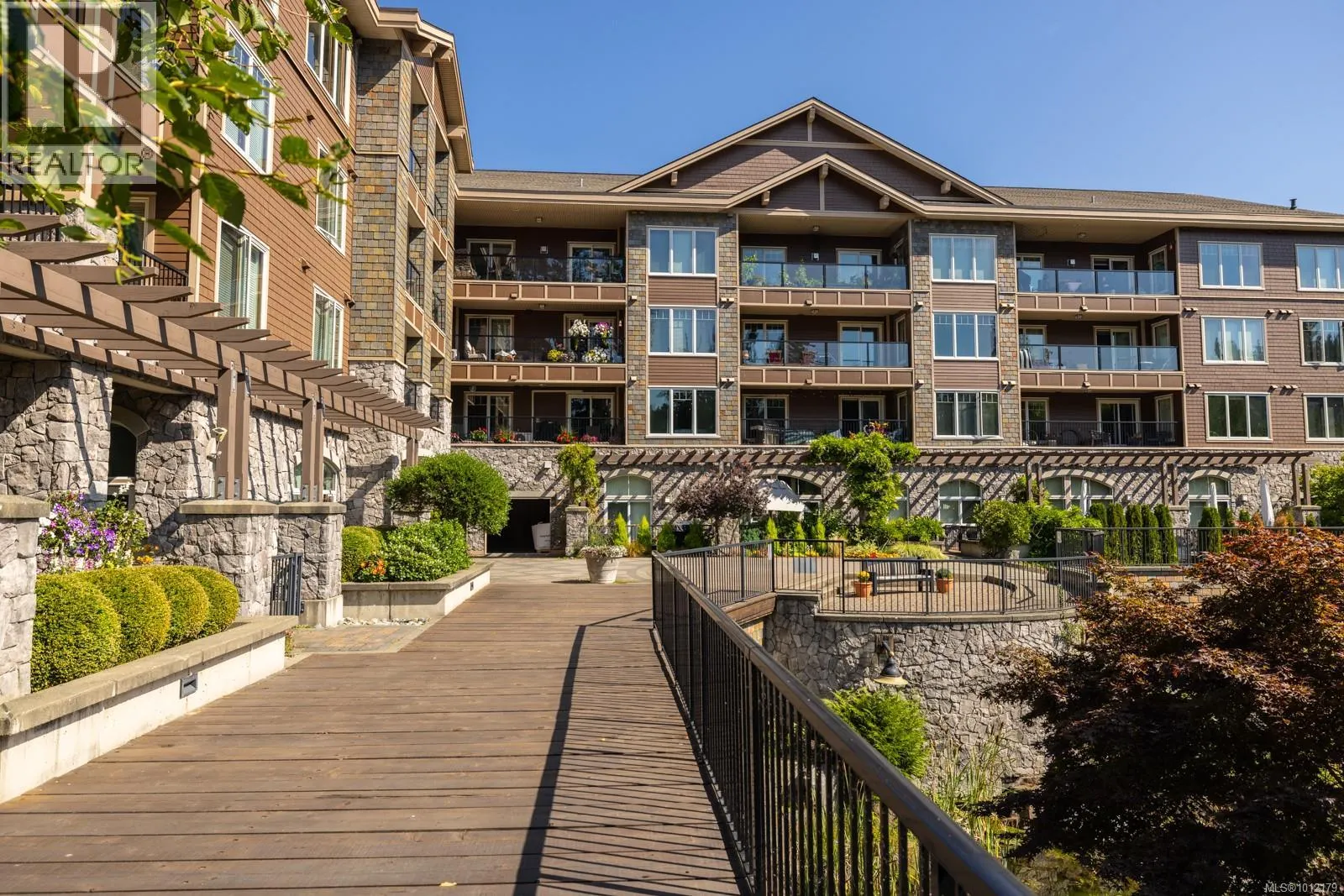 404 1325 Bear Mountain Pkwy