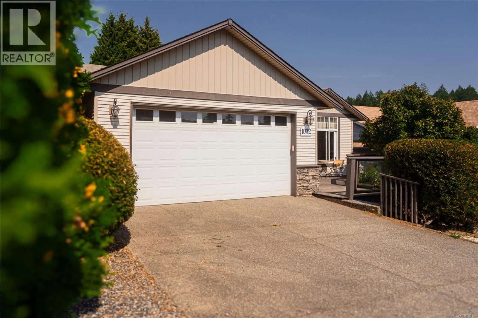 1072 Silver Mountain Dr