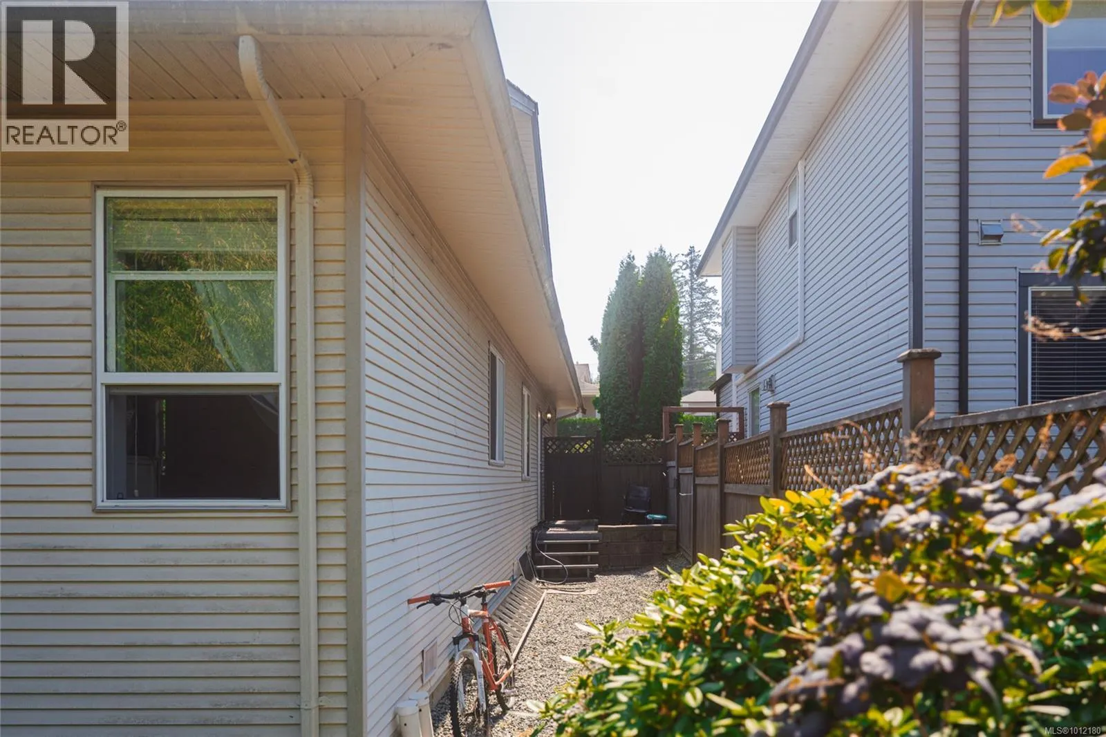 1072 Silver Mountain Dr