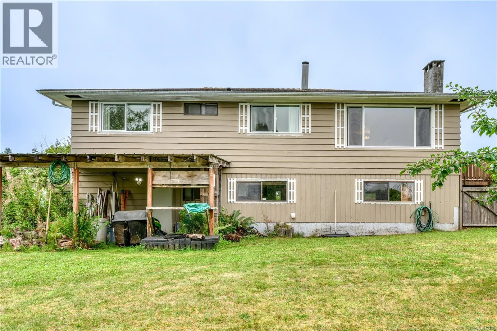 7625 Glacier Cres W
