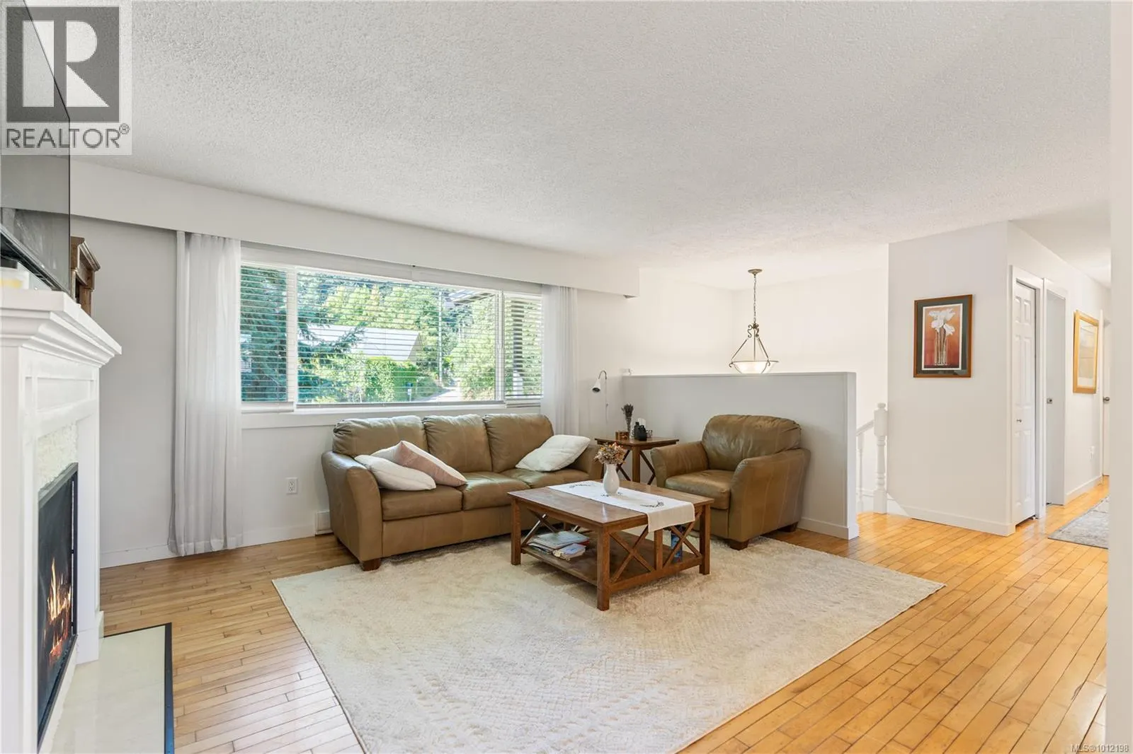 4343 Cedar Hill Rd