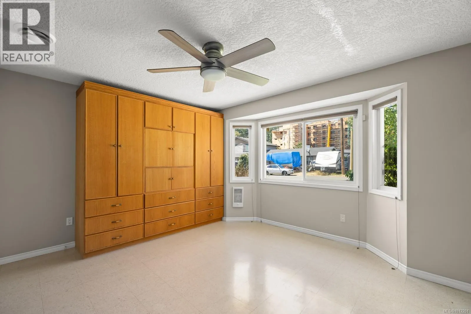 2889 Maurice Lane