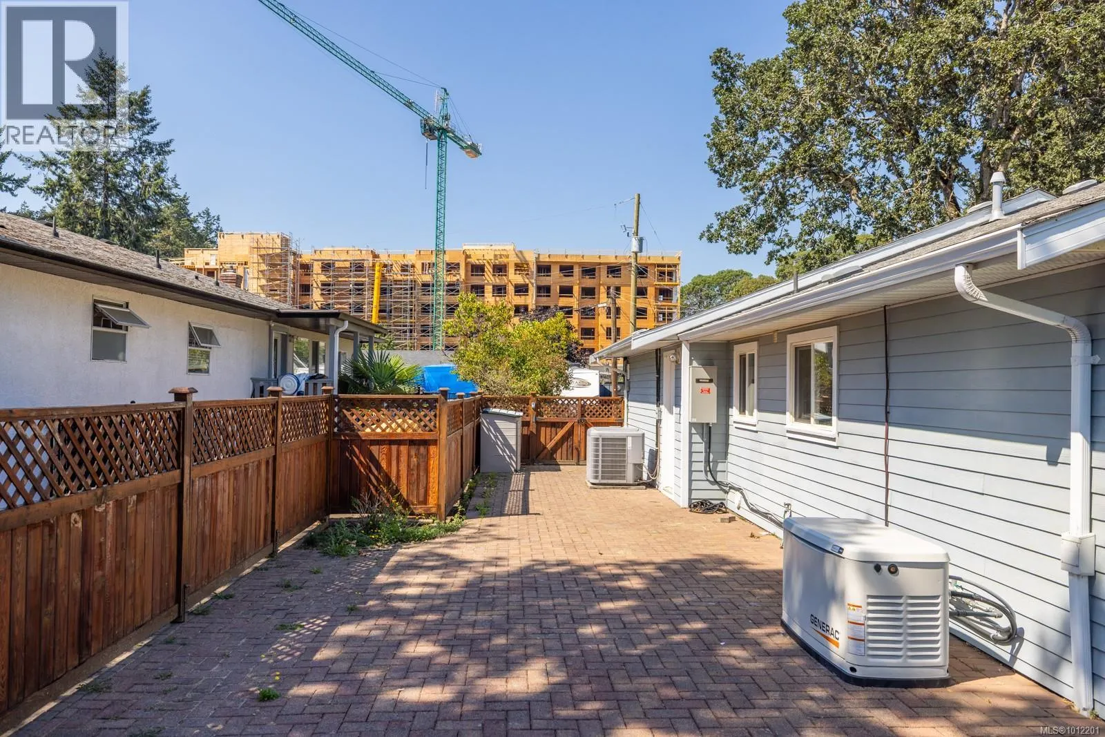 2889 Maurice Lane