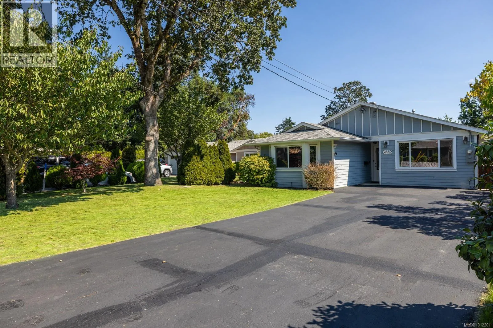 2889 Maurice Lane