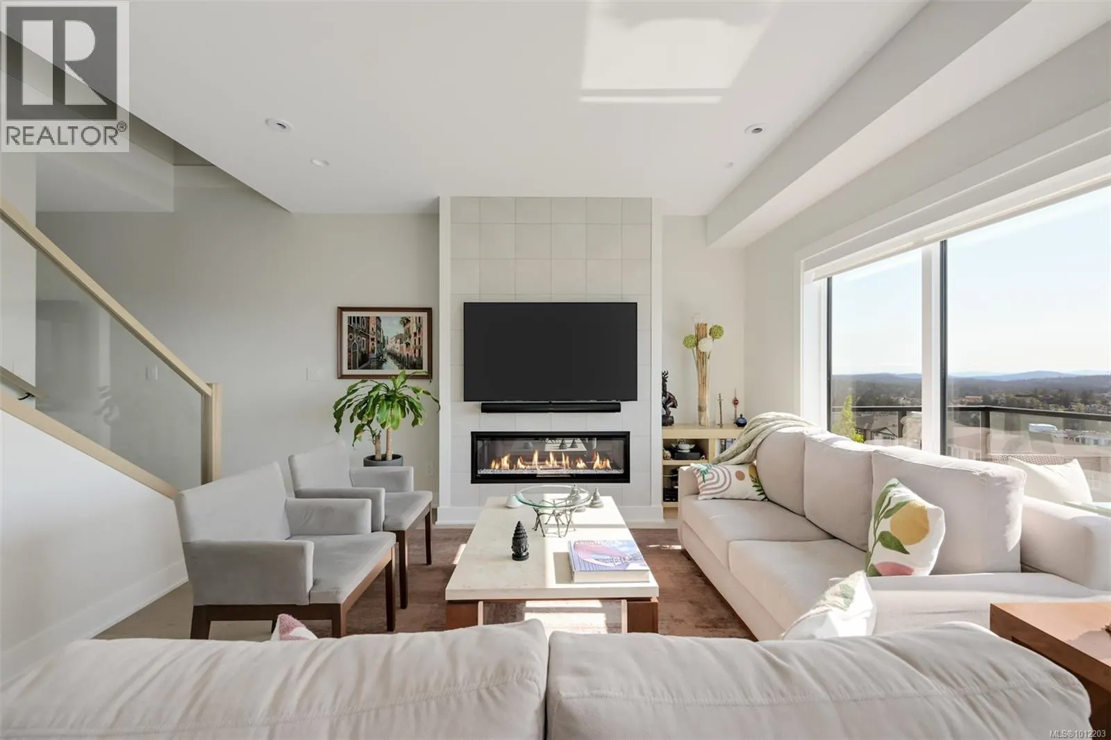 1122 Olivine Mews