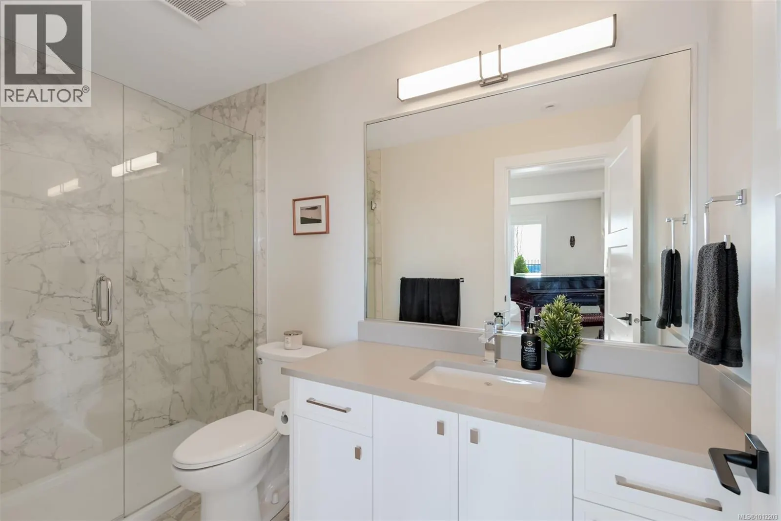 1122 Olivine Mews