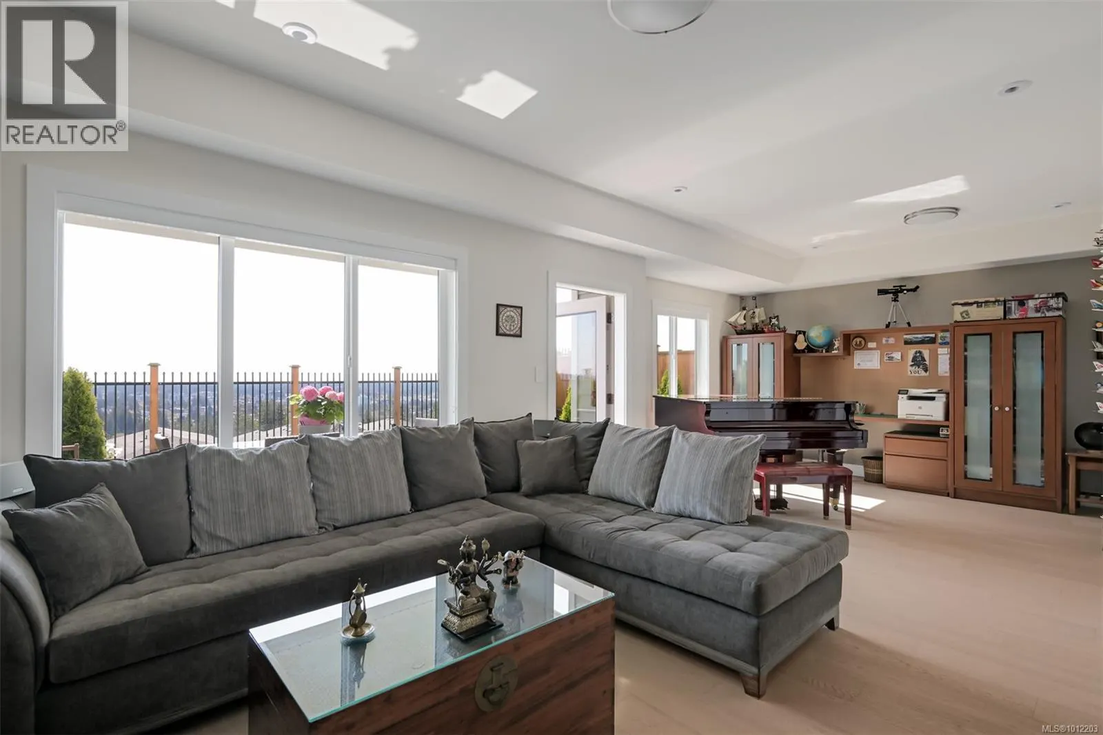 1122 Olivine Mews