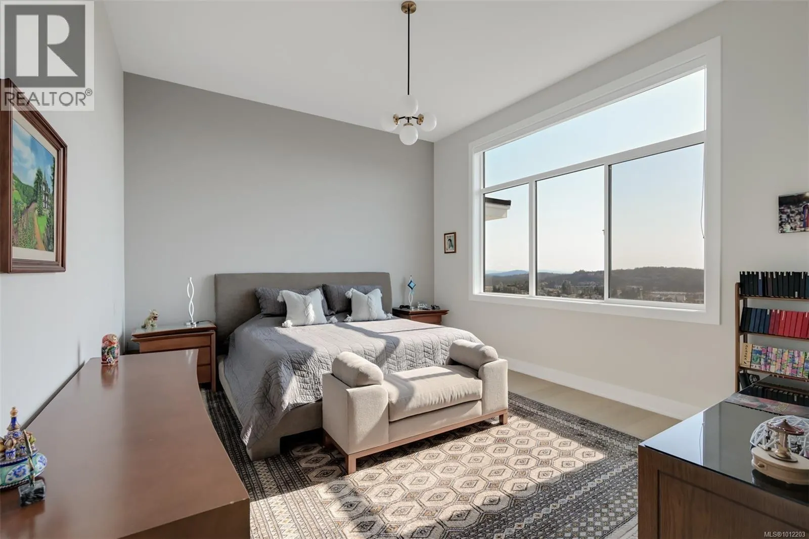 1122 Olivine Mews