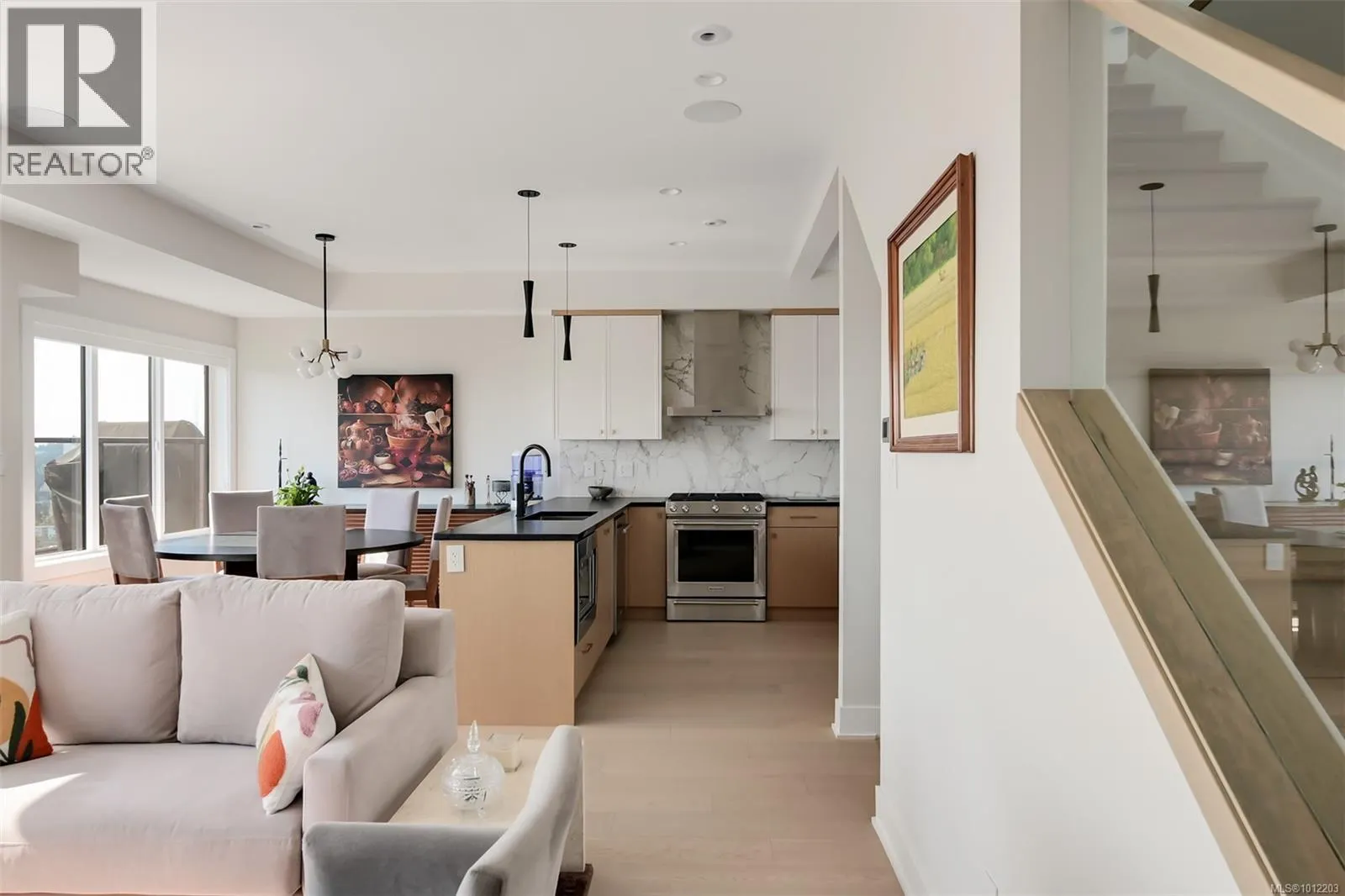 1122 Olivine Mews