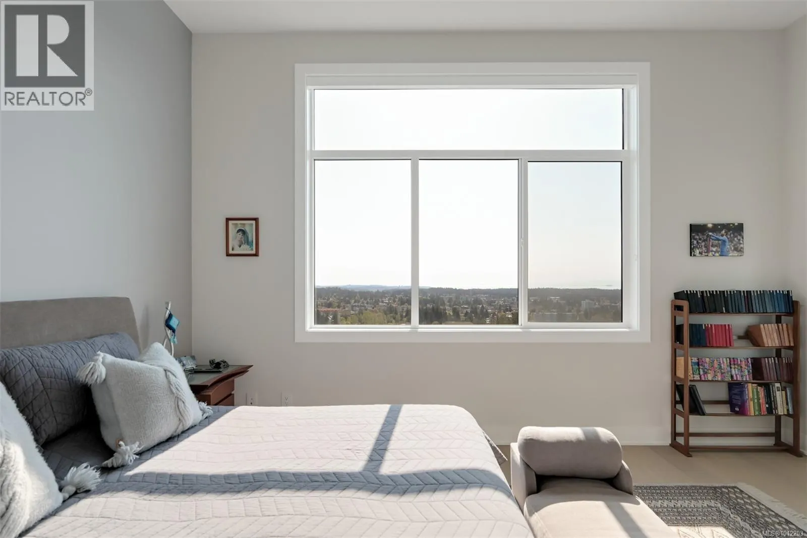 1122 Olivine Mews