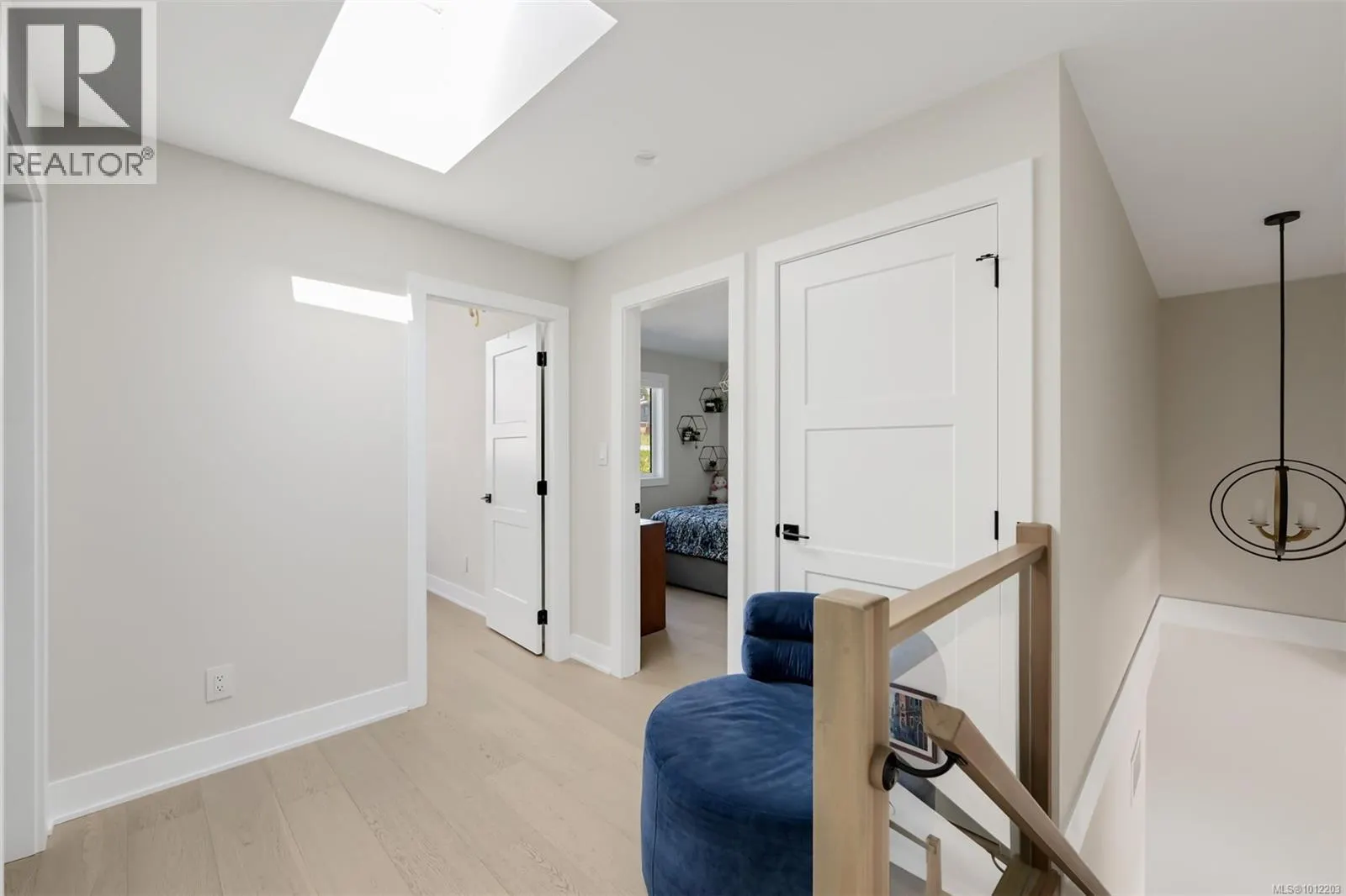 1122 Olivine Mews