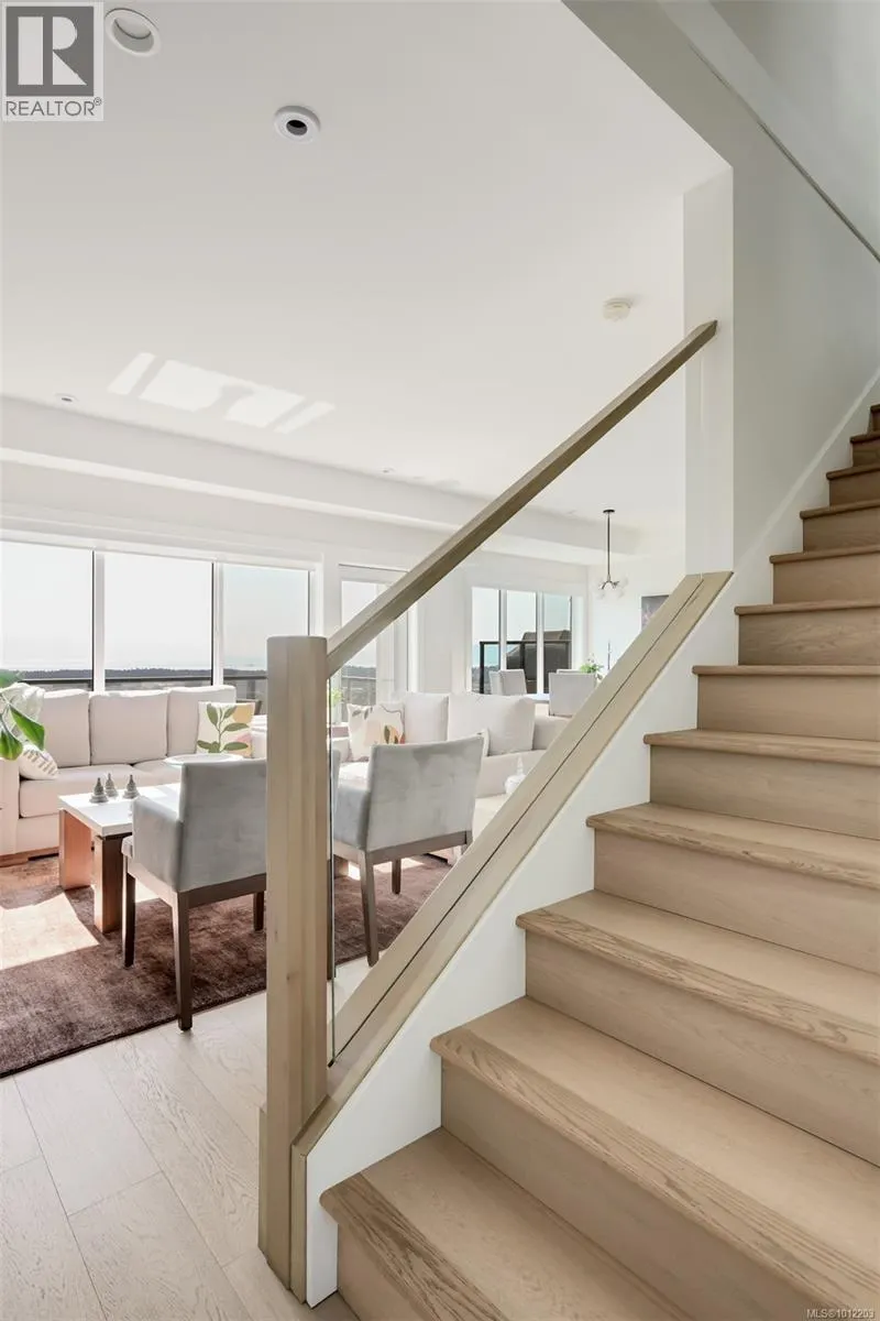 1122 Olivine Mews