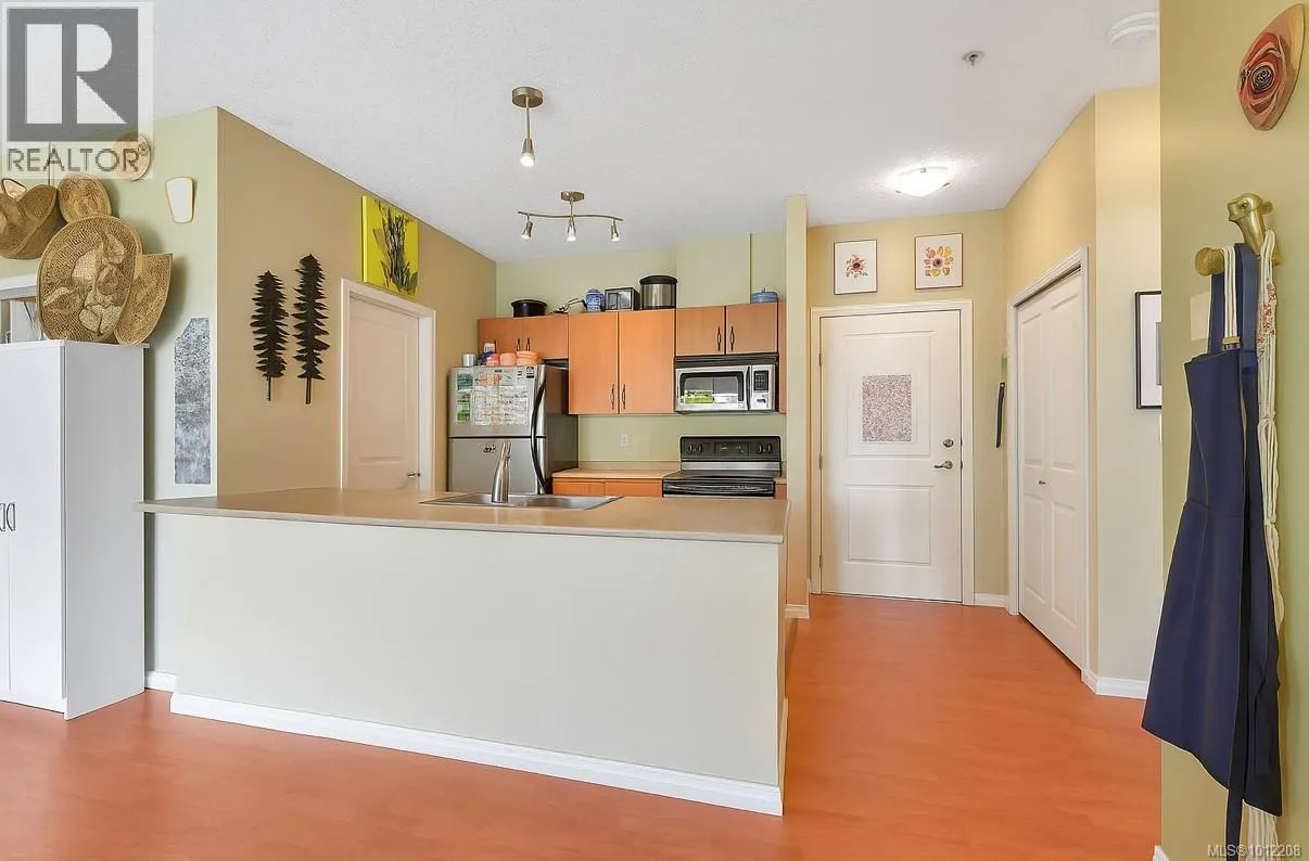 304 2747 Jacklin Rd