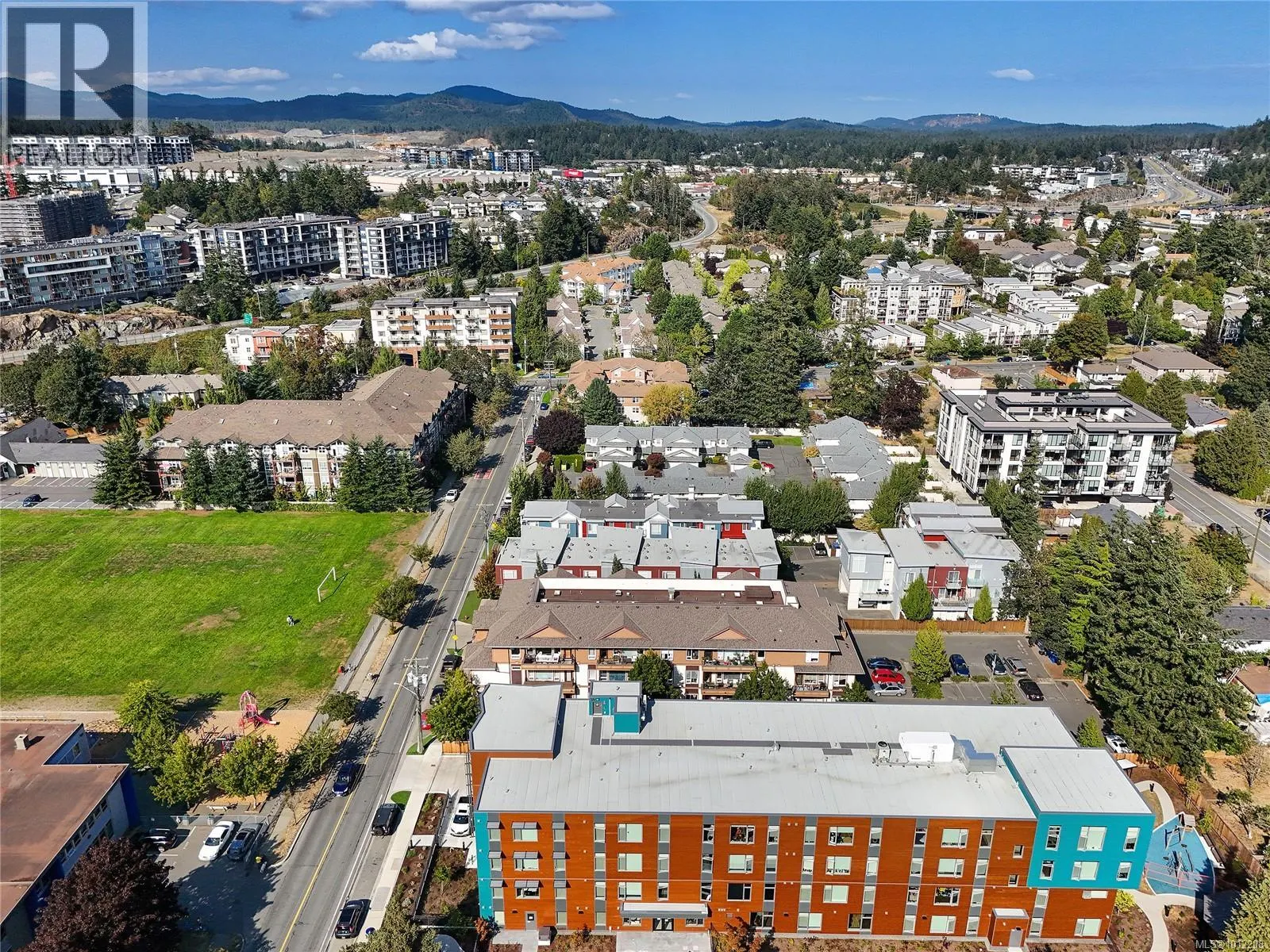 304 2747 Jacklin Rd