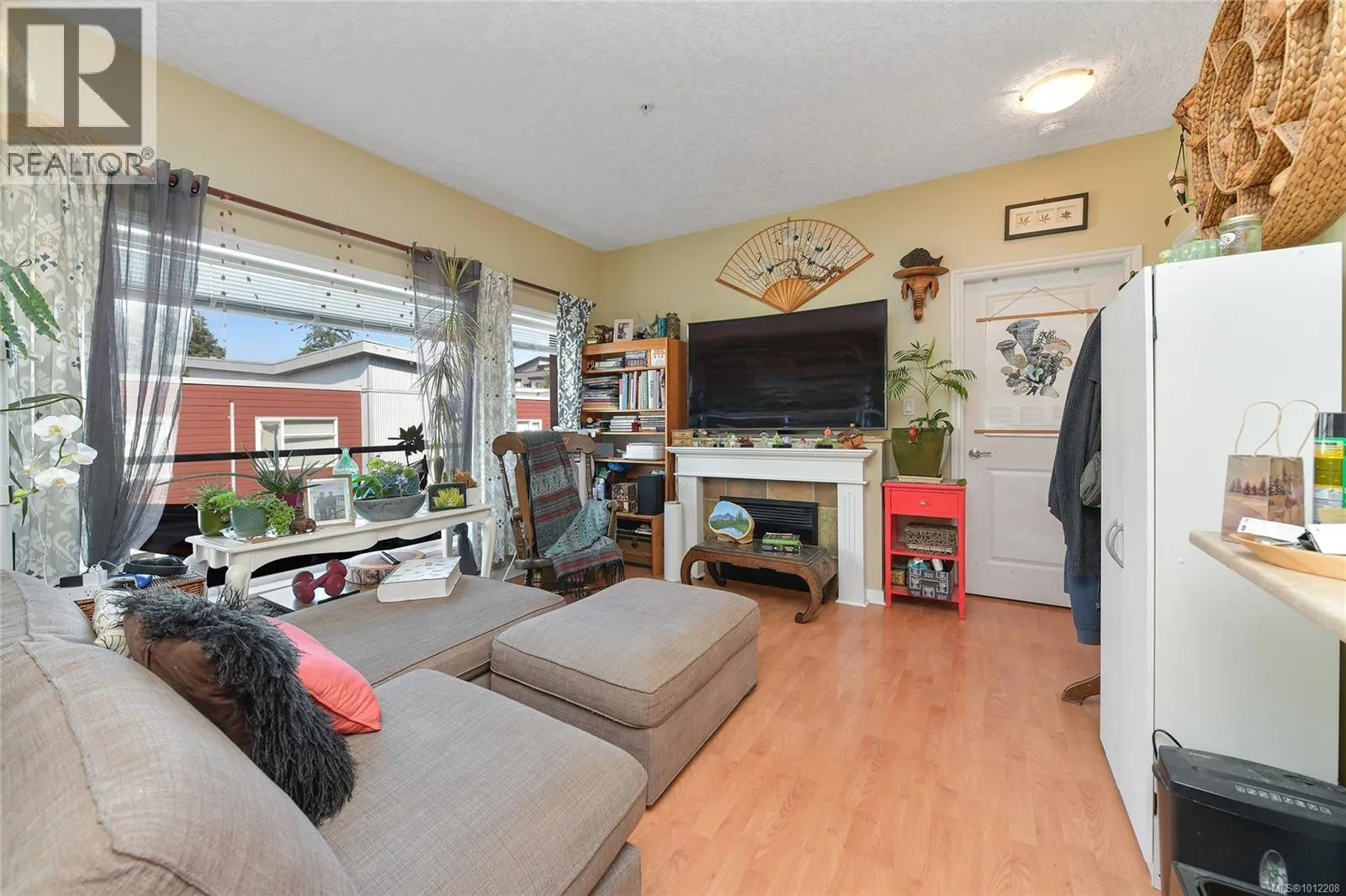 304 2747 Jacklin Rd