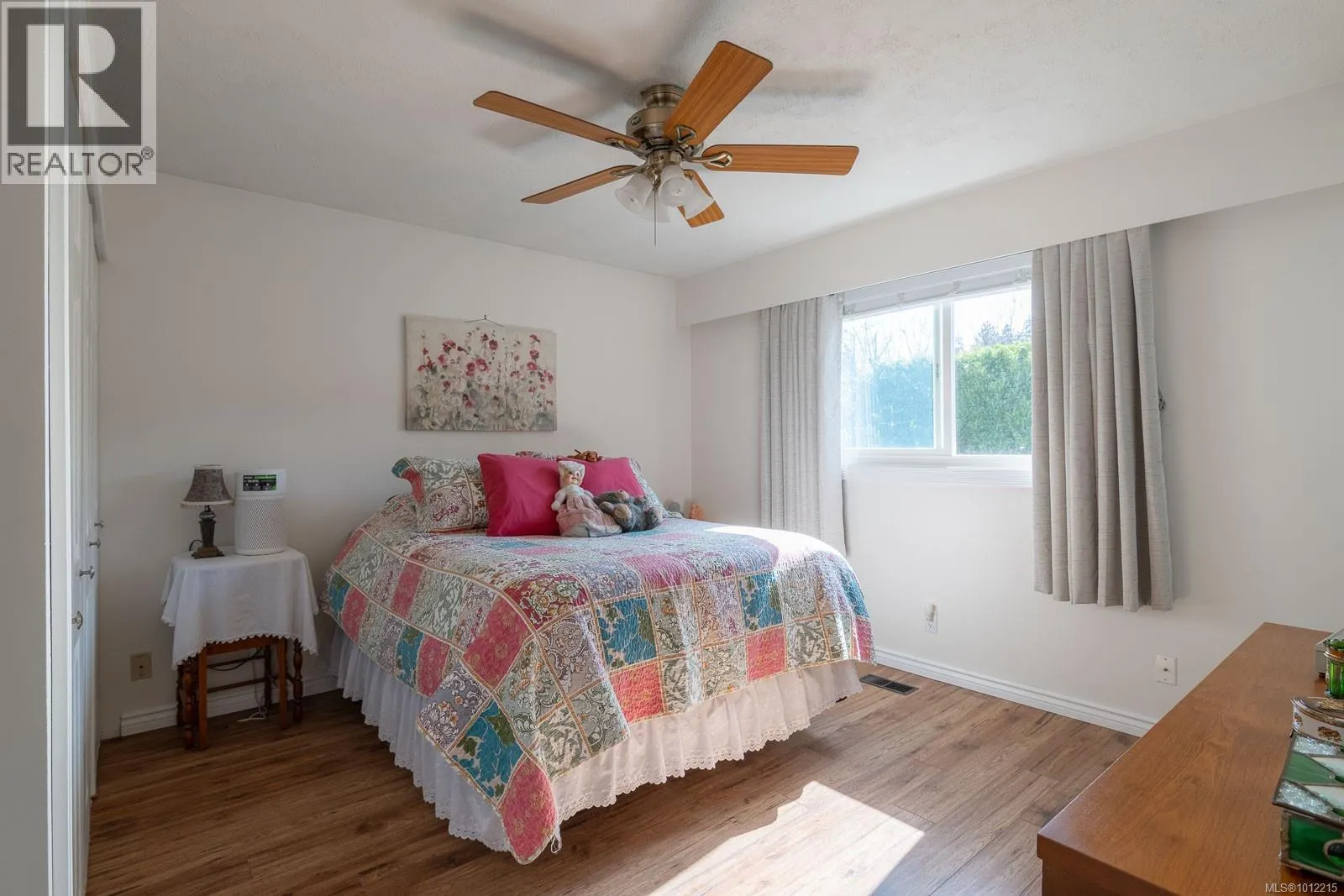 3349 Country Club Dr