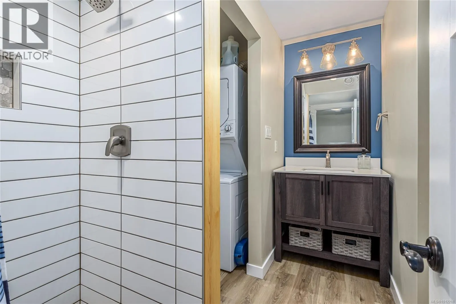 332 2nd St