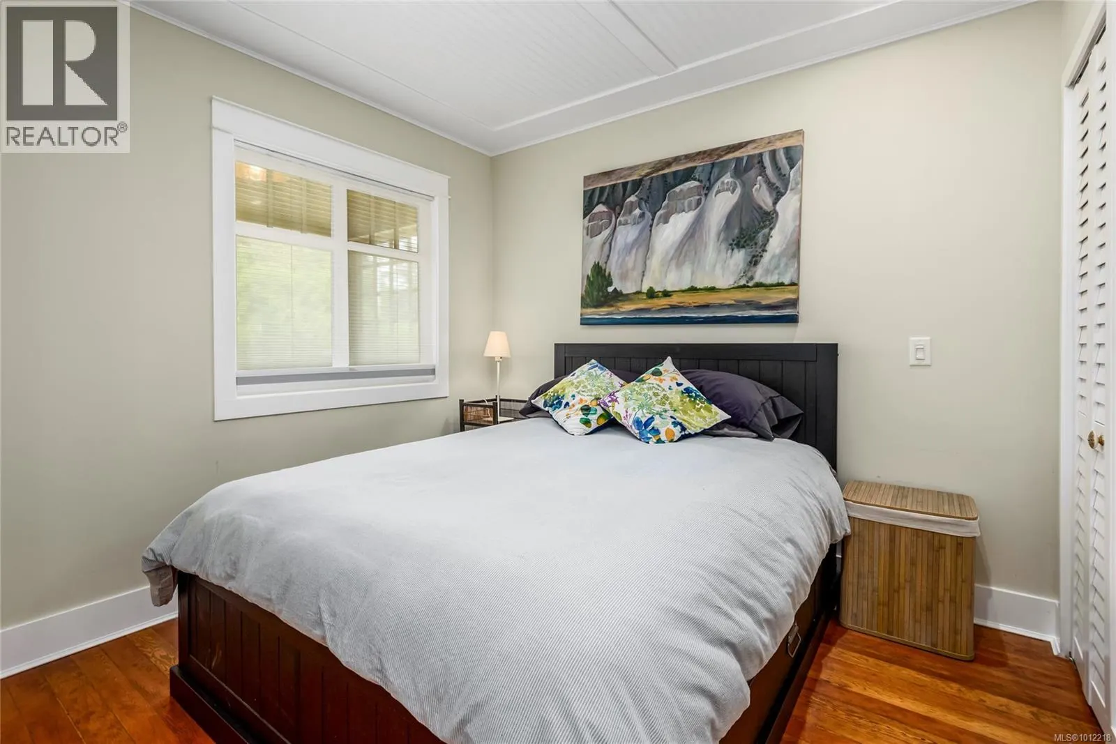 332 2nd St