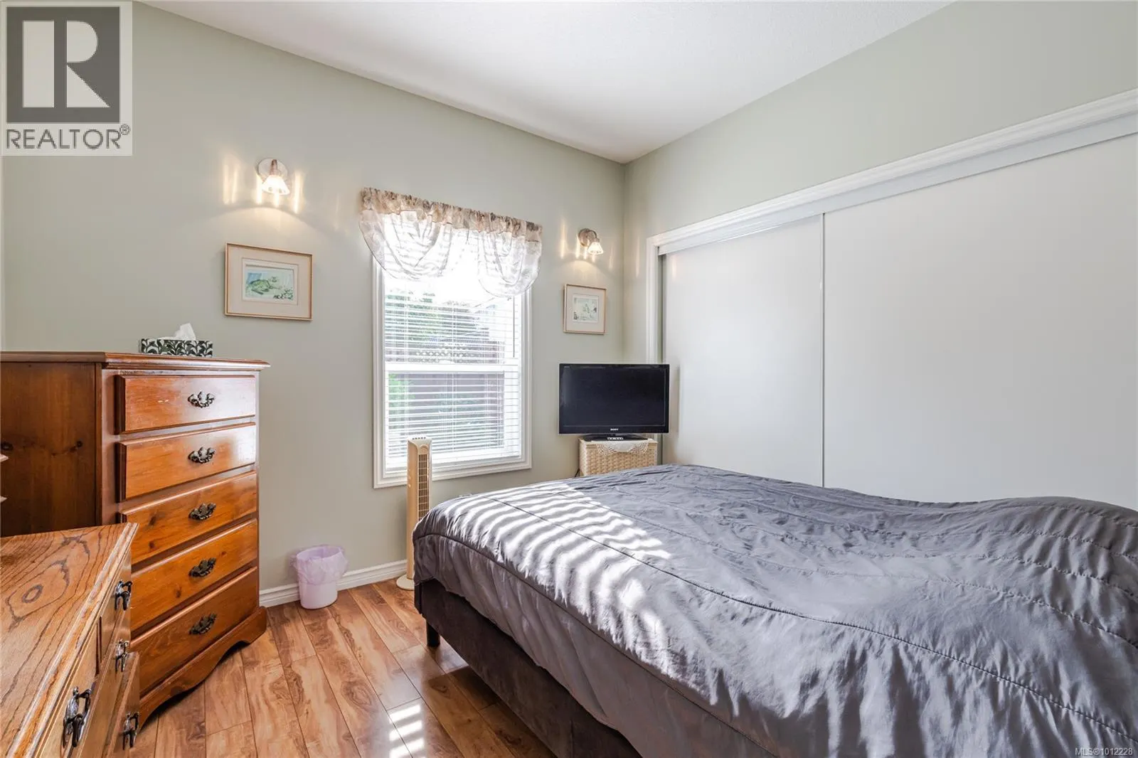 3866 Mimosa Dr