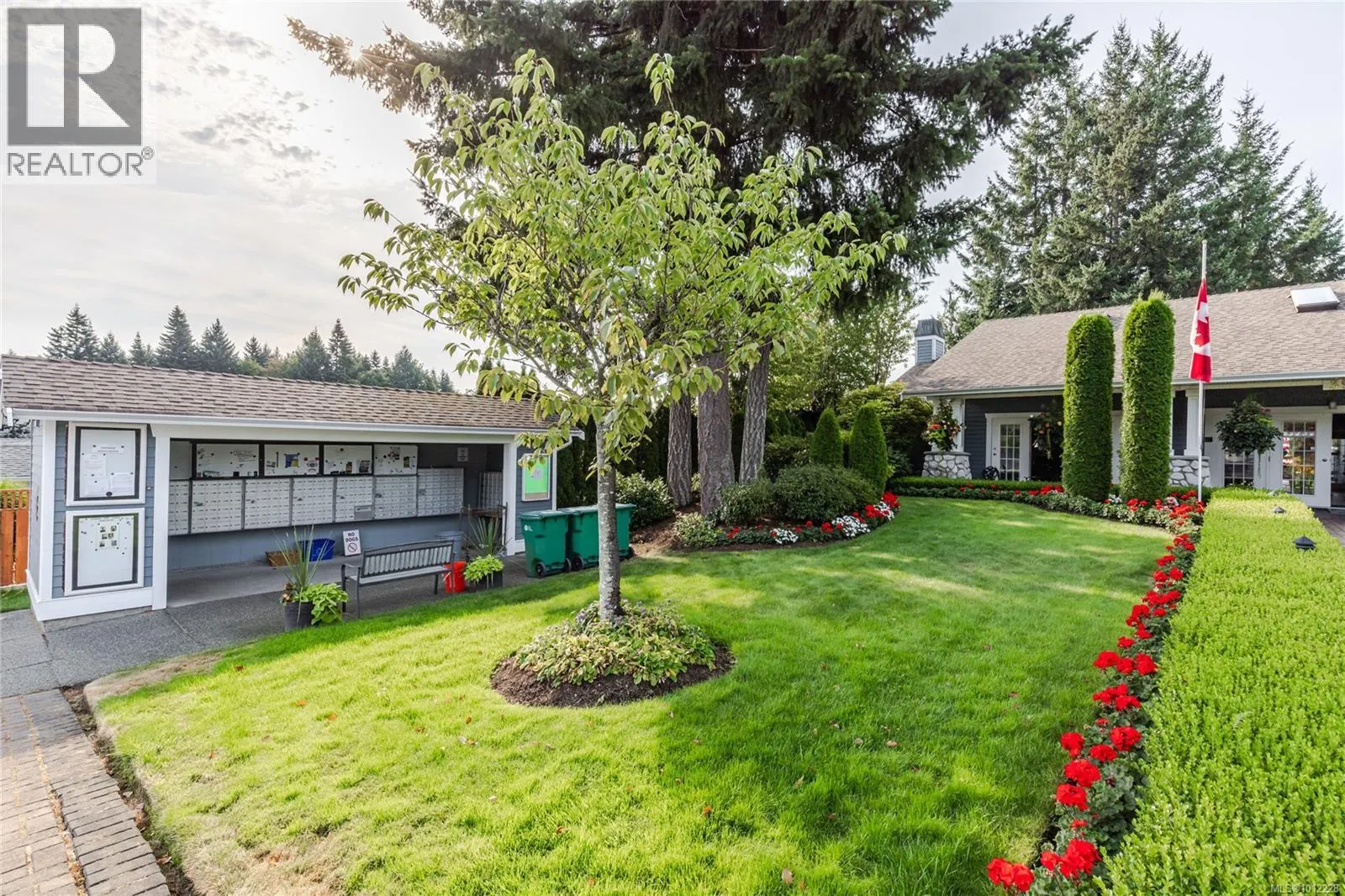 3866 Mimosa Dr