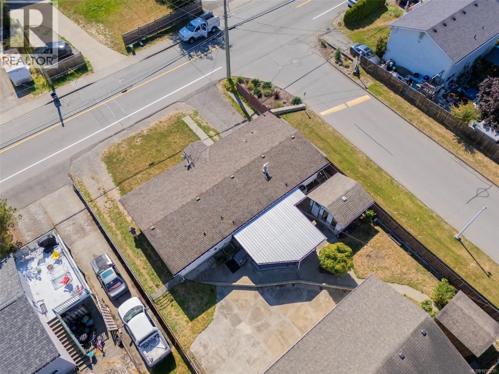3381 Auchinachie Rd