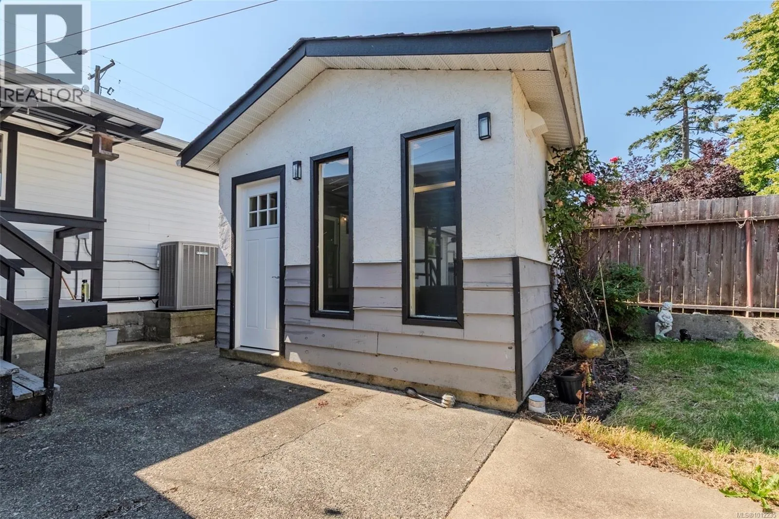 3381 Auchinachie Rd