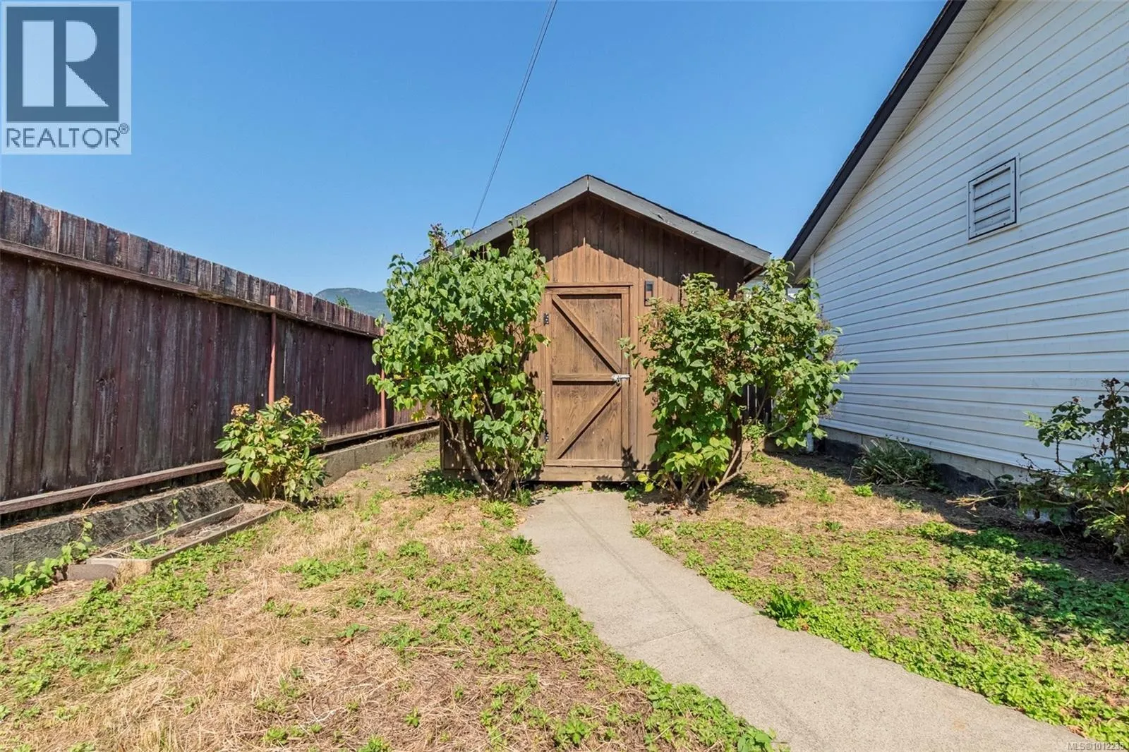 3381 Auchinachie Rd