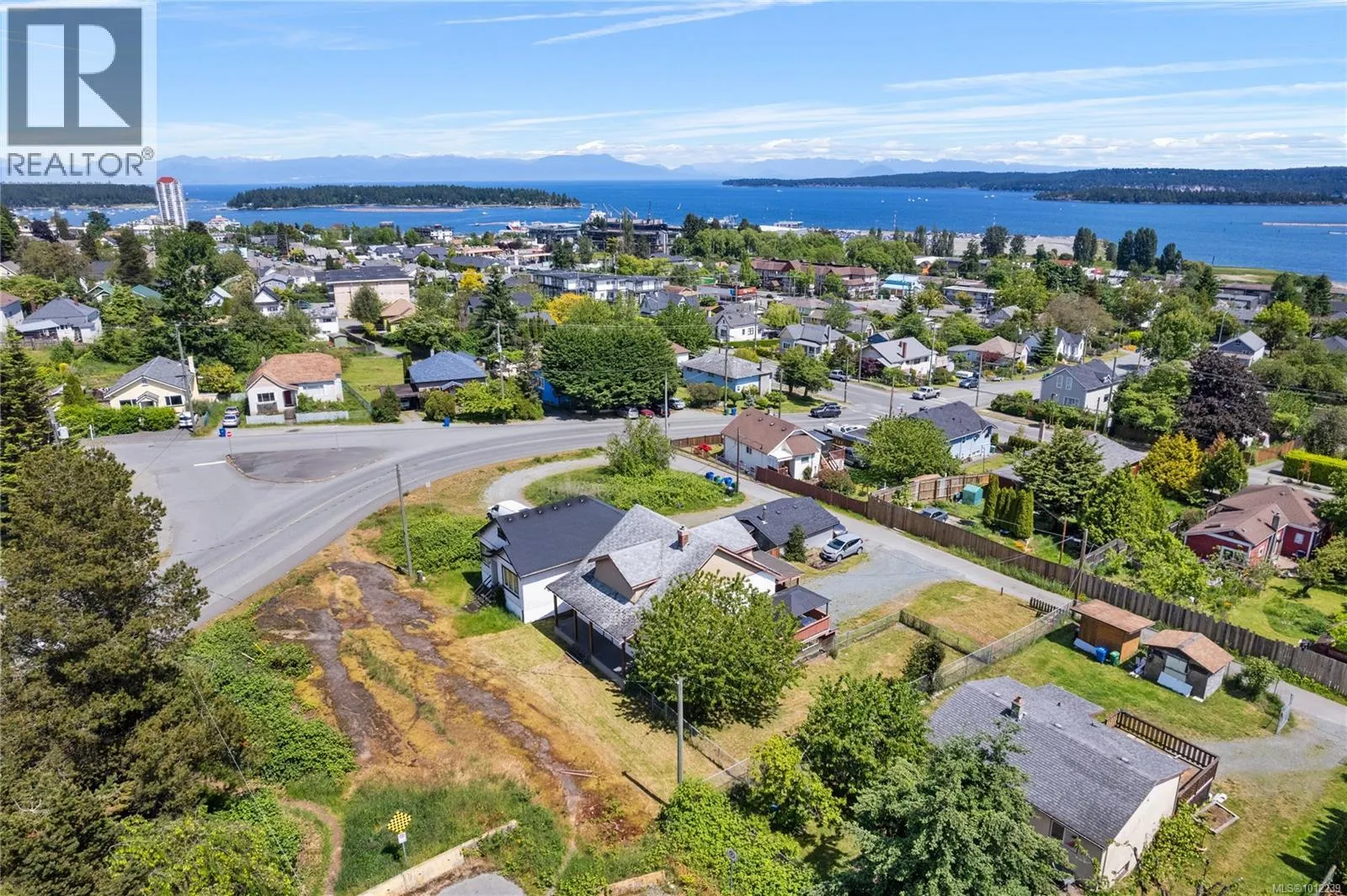 Lot 6 View St