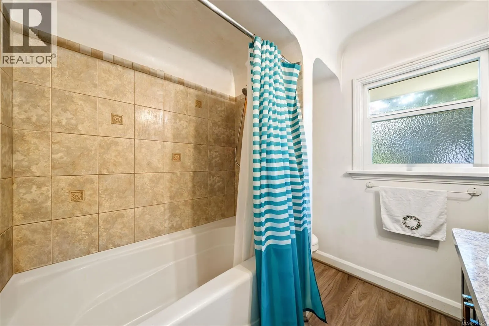 215 Suzanne Pl