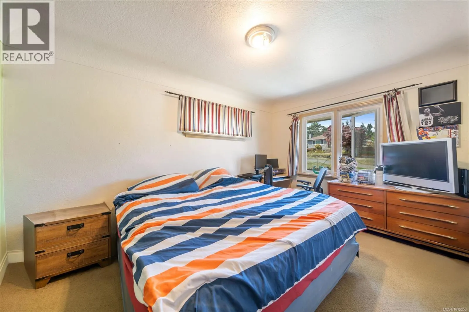 215 Suzanne Pl