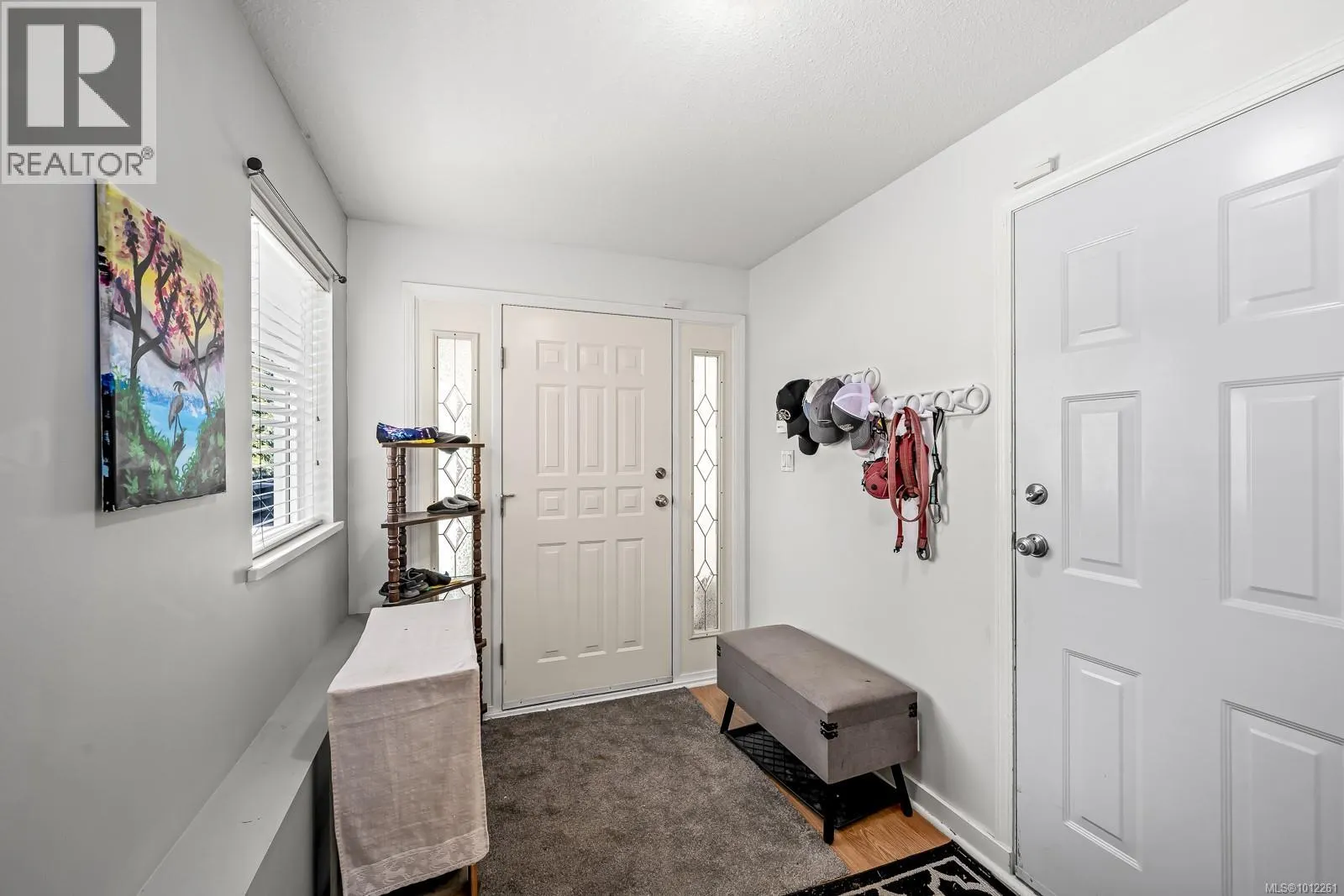 825 Pinecrest Rd