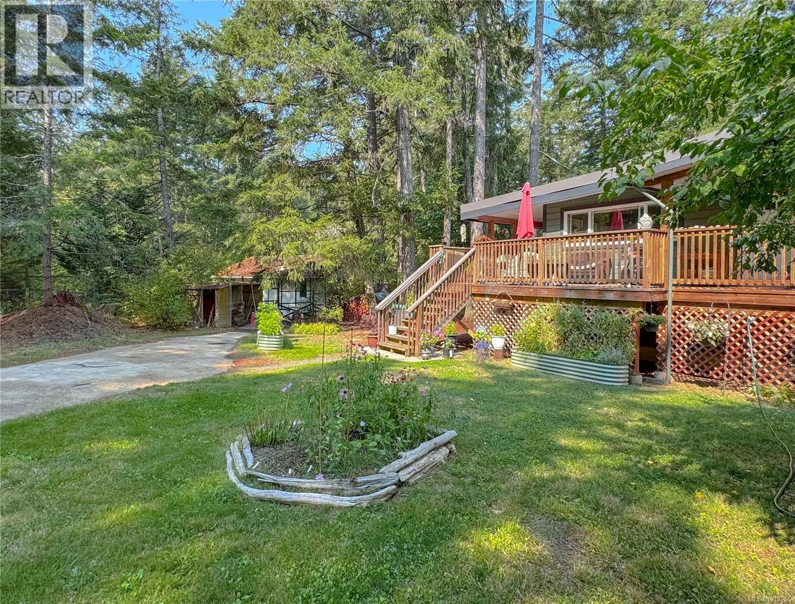 680 Crestwood Rd