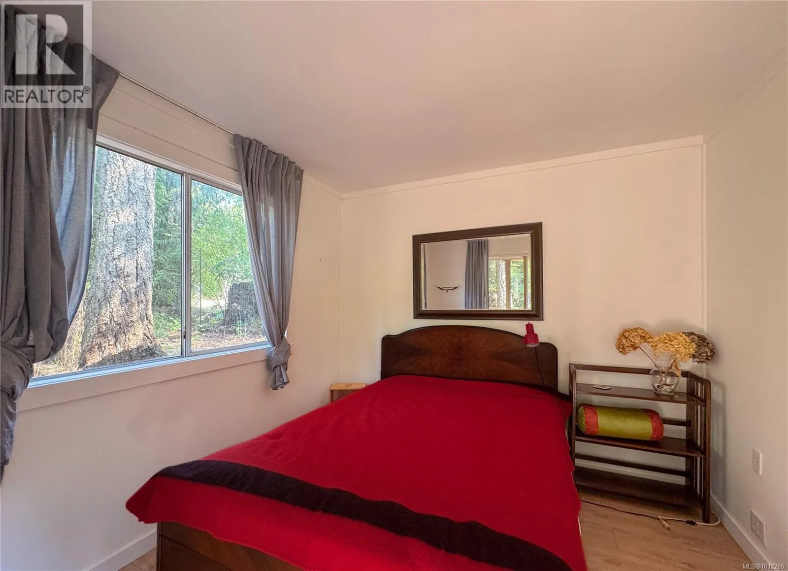 680 Crestwood Rd