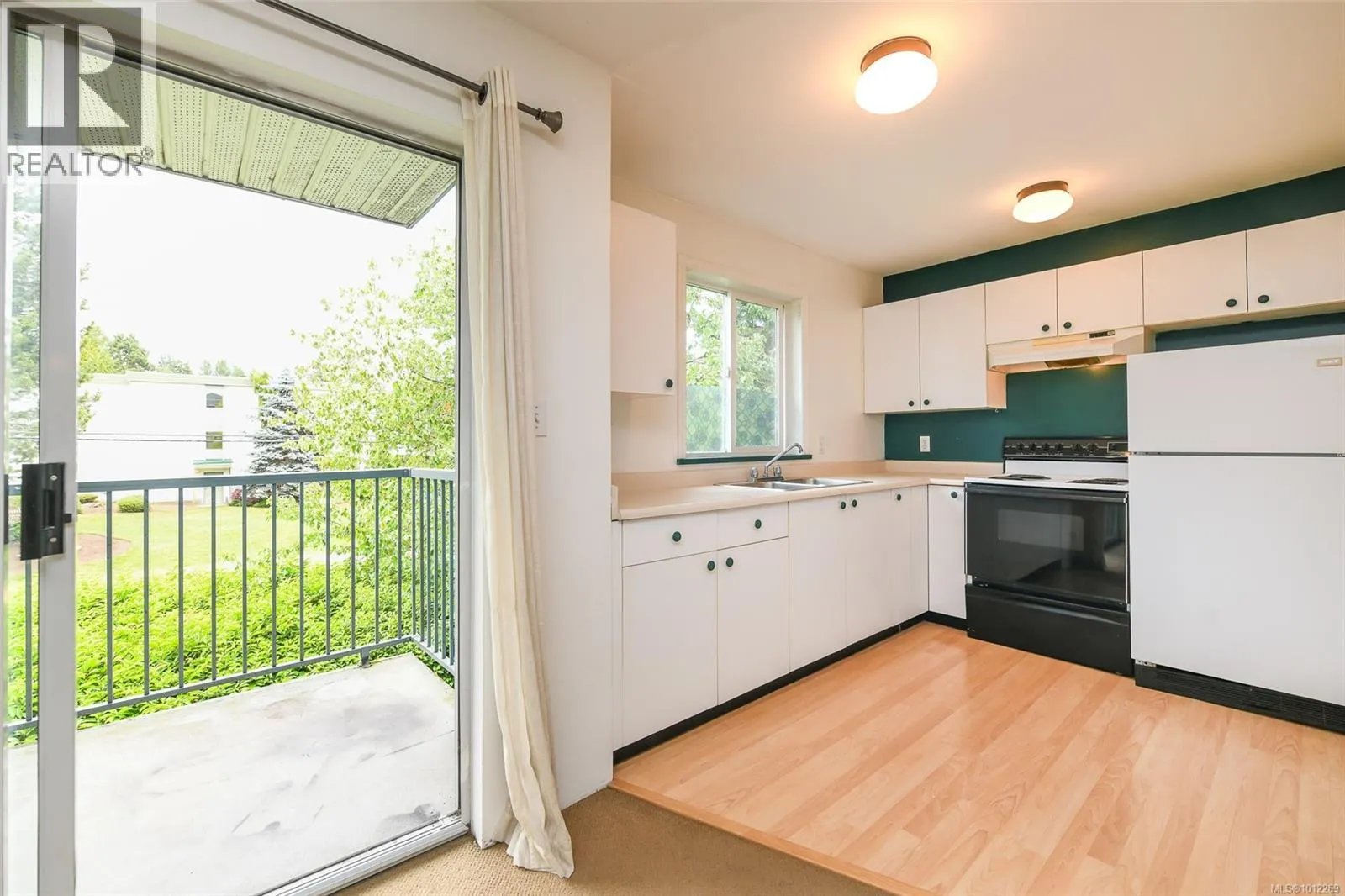 310 1050 Braidwood Rd