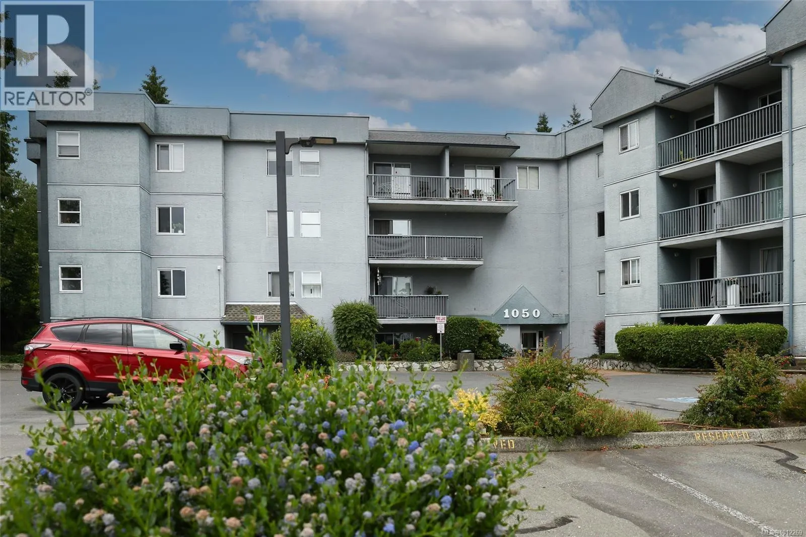 310 1050 Braidwood Rd