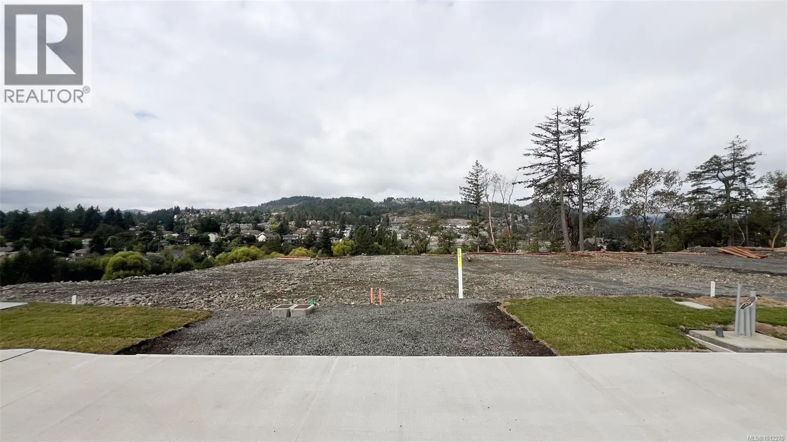 Lot 9 - 659 Madrona Ridge