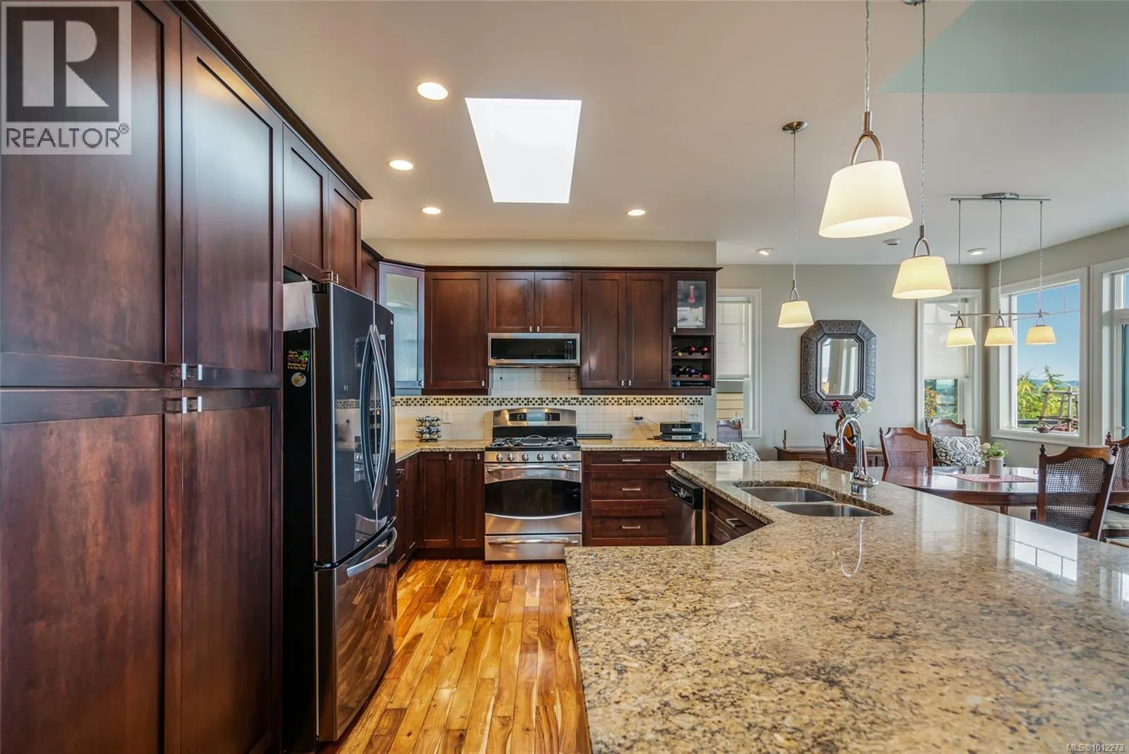 3 626 Farrell Rd