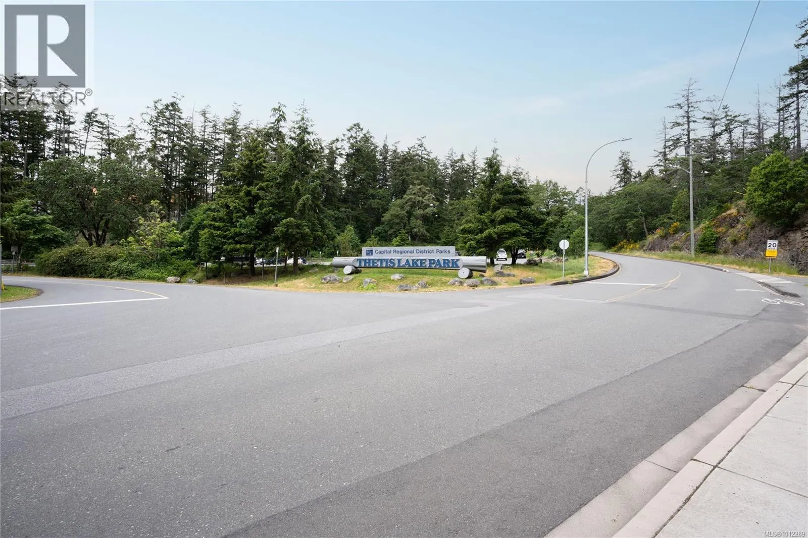 Lot 20 -725 Madrona Ridge