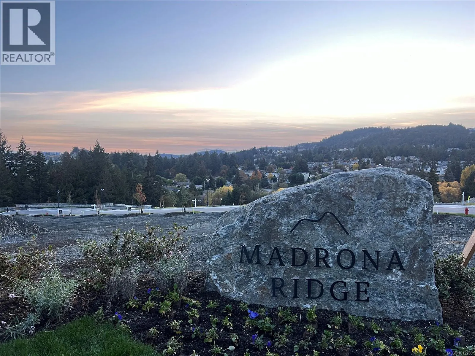 Lot 20 -725 Madrona Ridge