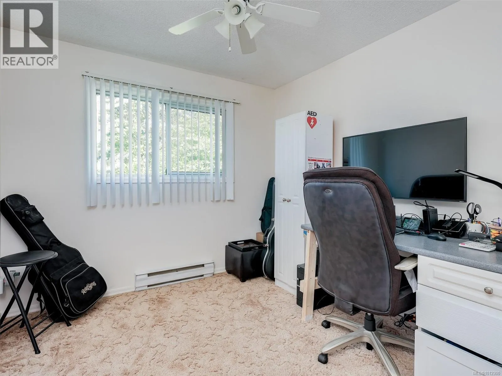 6608 Rey Rd