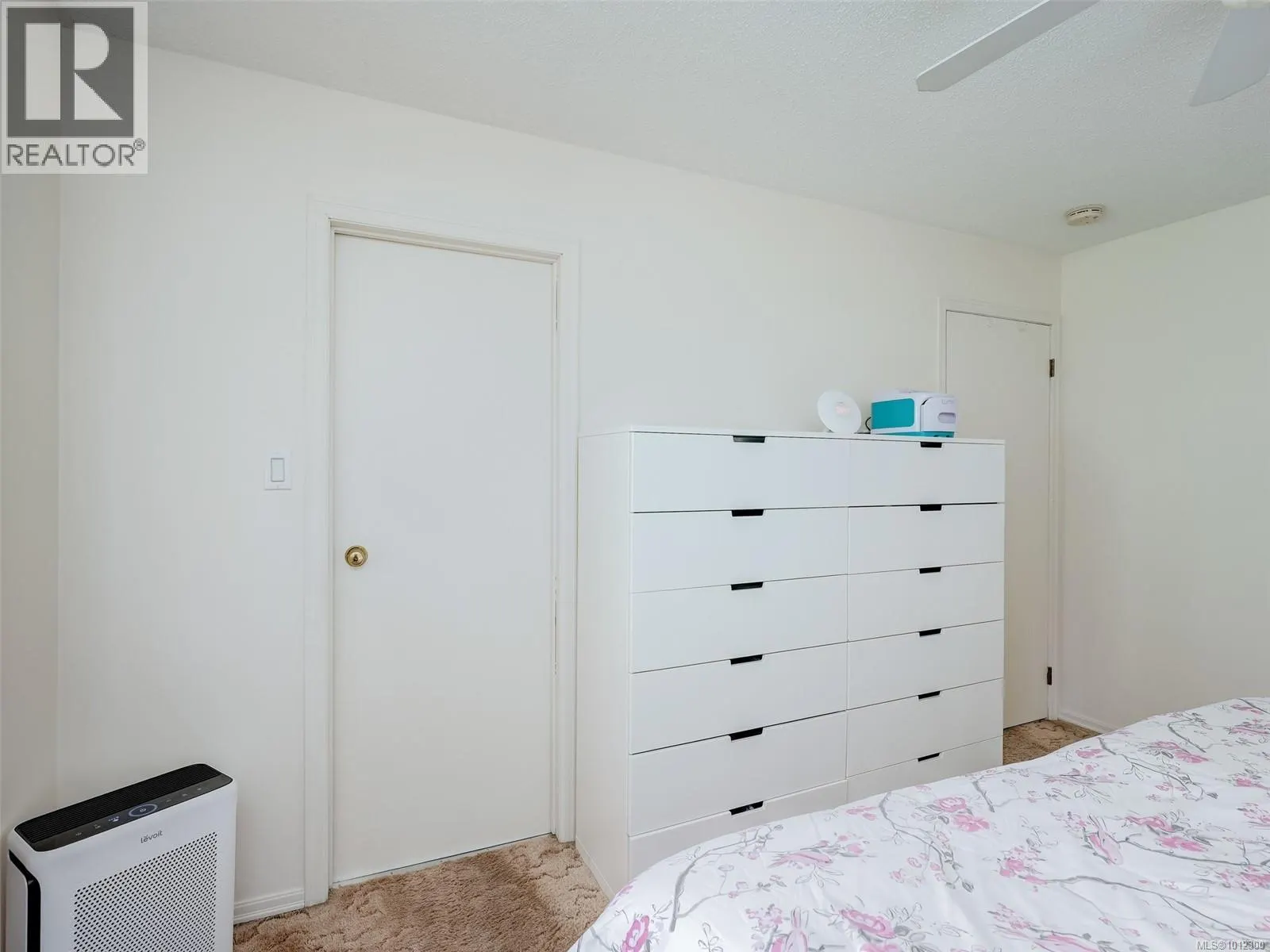6608 Rey Rd