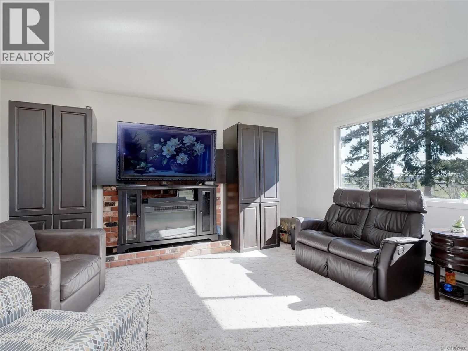 6608 Rey Rd