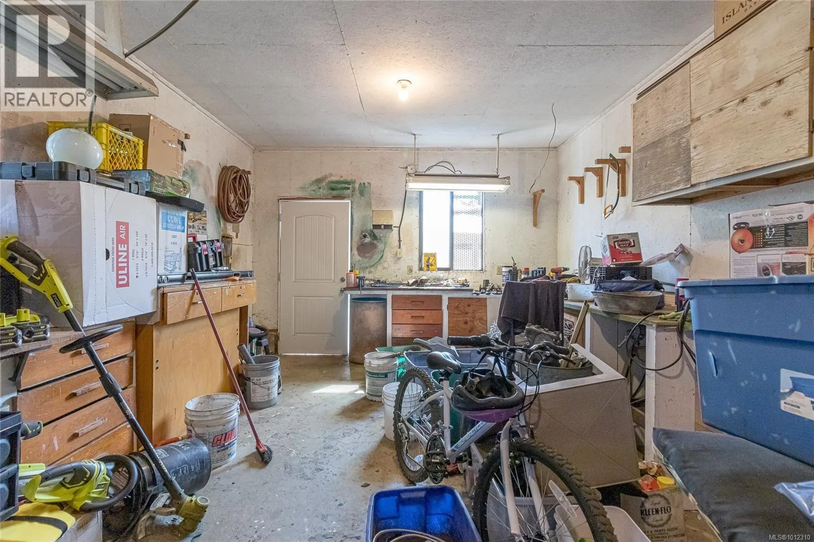 435 Watfield Ave