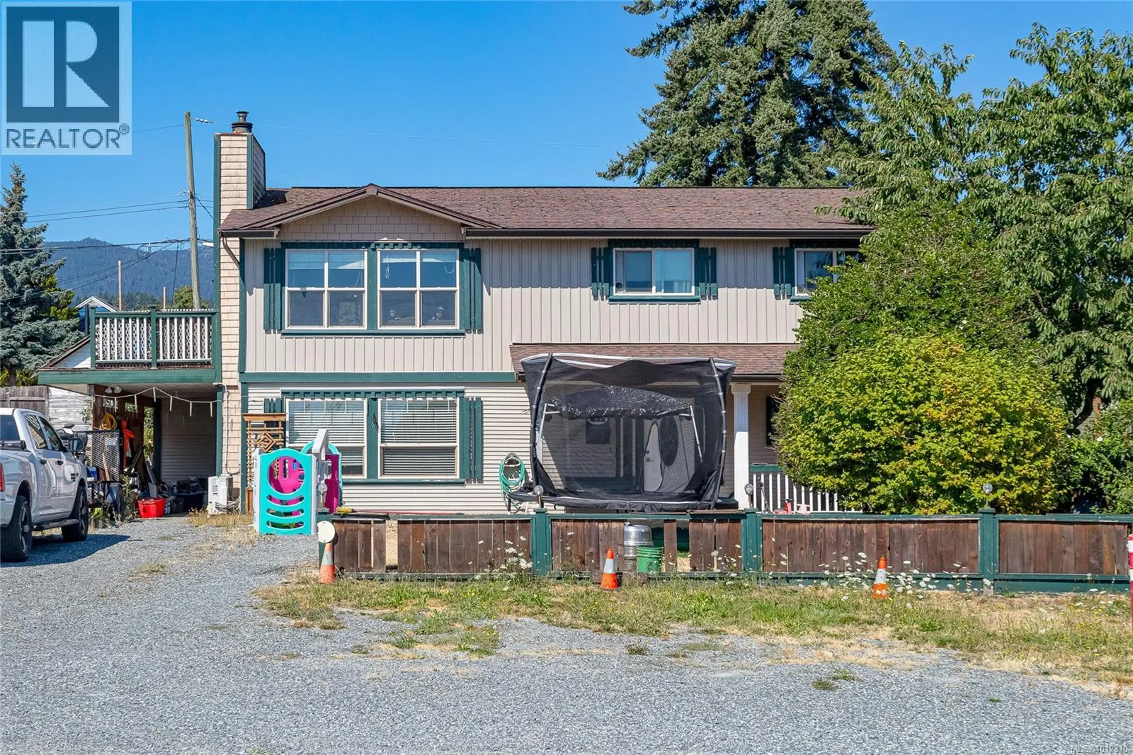 435 Watfield Ave