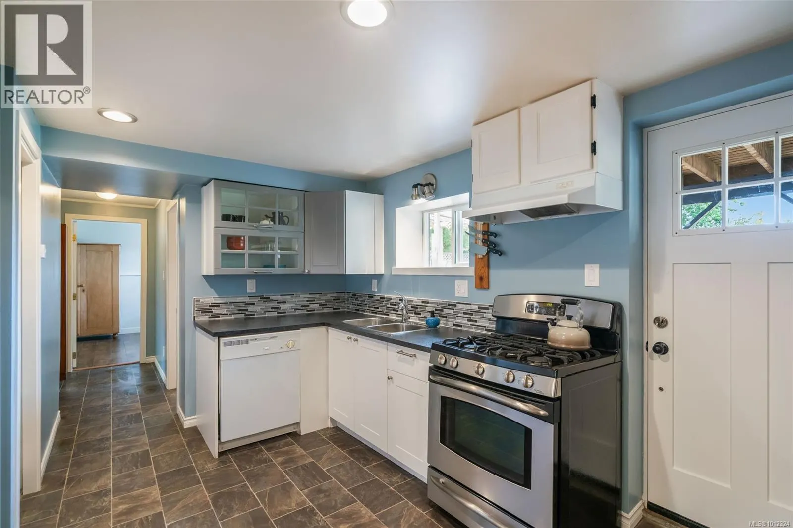 70 Giggleswick Pl